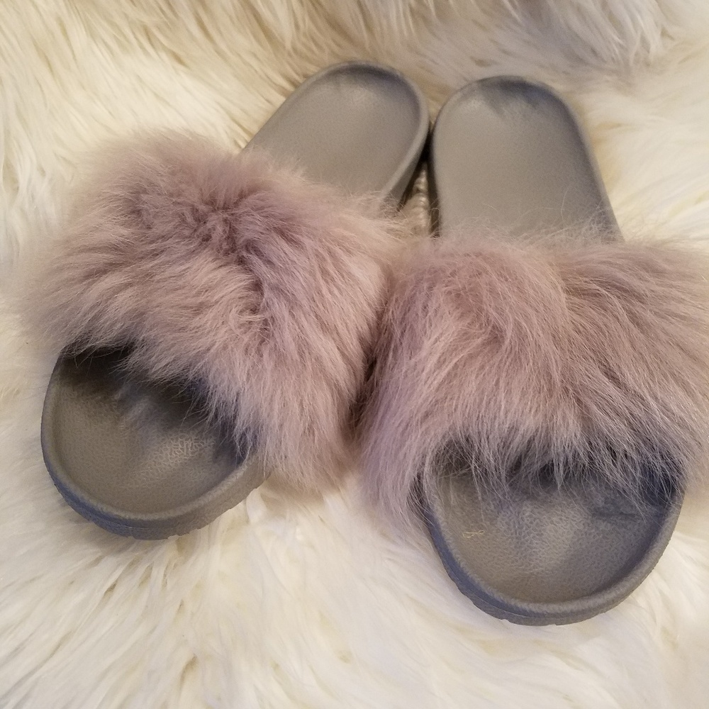 Ugg royale Slides